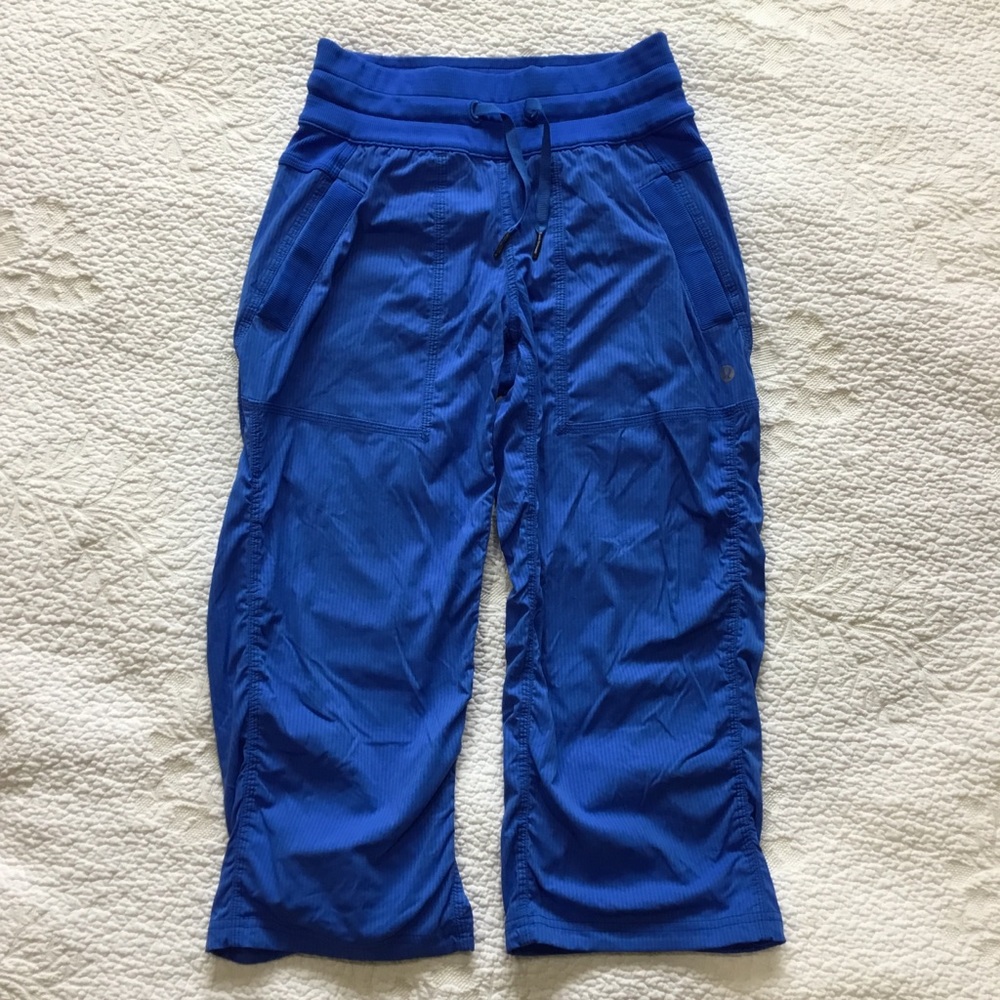 Lululemon Studio crops